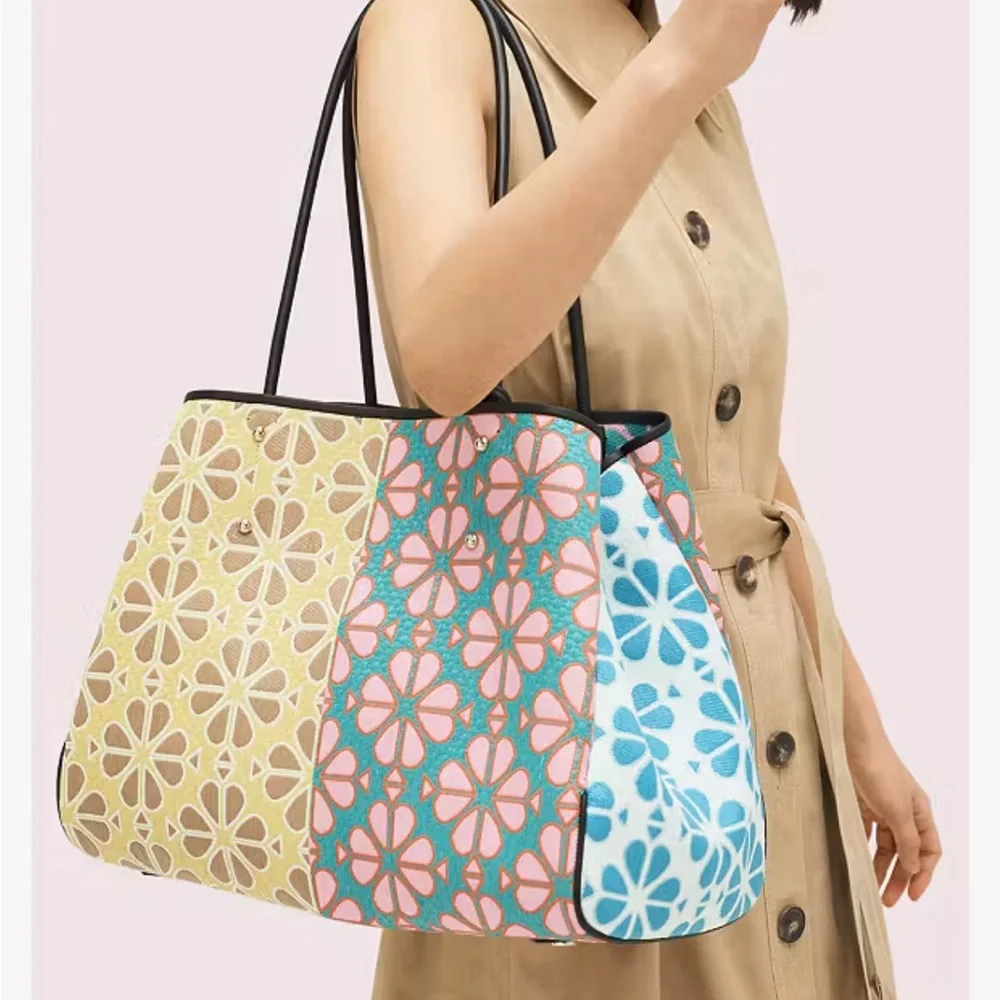 Kate Spade Everything Flower Tote - Picture 2 of 13